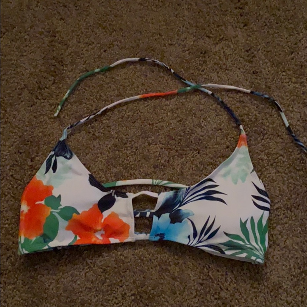 Floral straps bikini top